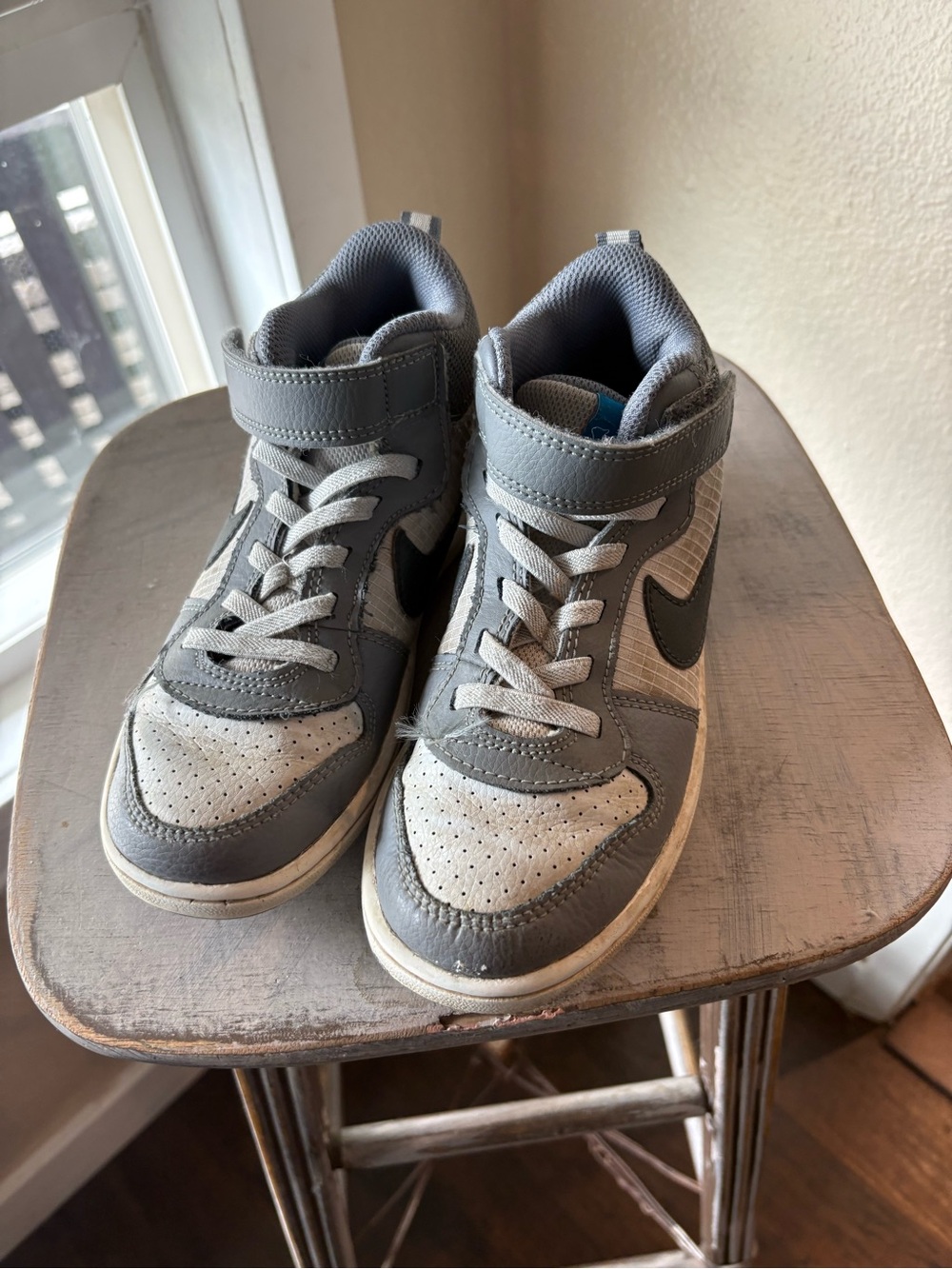 Nike Court Borough Low sneakers size Youth 1Y